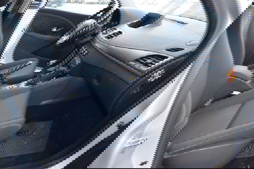 Renault Mégane SporTour usata a Cuneo (11)