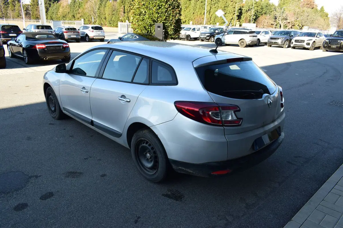 Renault Mégane SporTour usata a Cuneo (6)