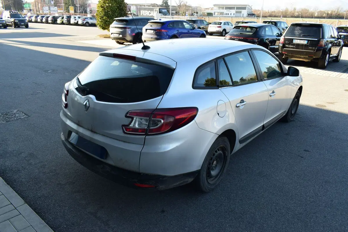 Renault Mégane SporTour usata a Cuneo (8)