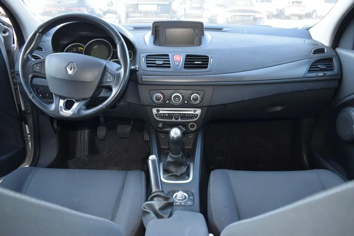 Renault Mégane SporTour usata a Cuneo (9)