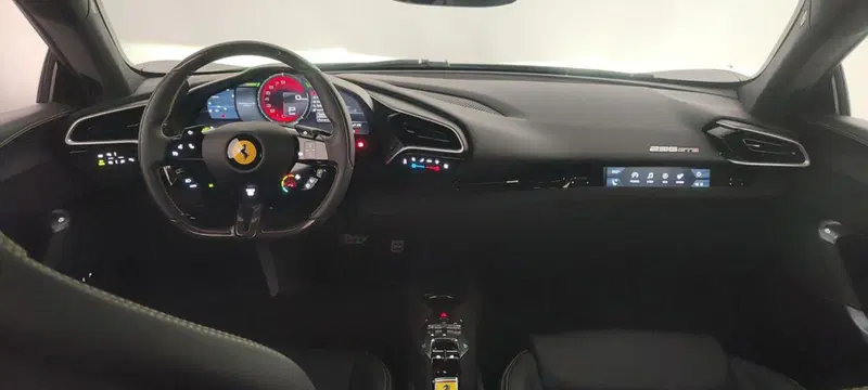 Ferrari 296 Coupé usata a Perugia (15)