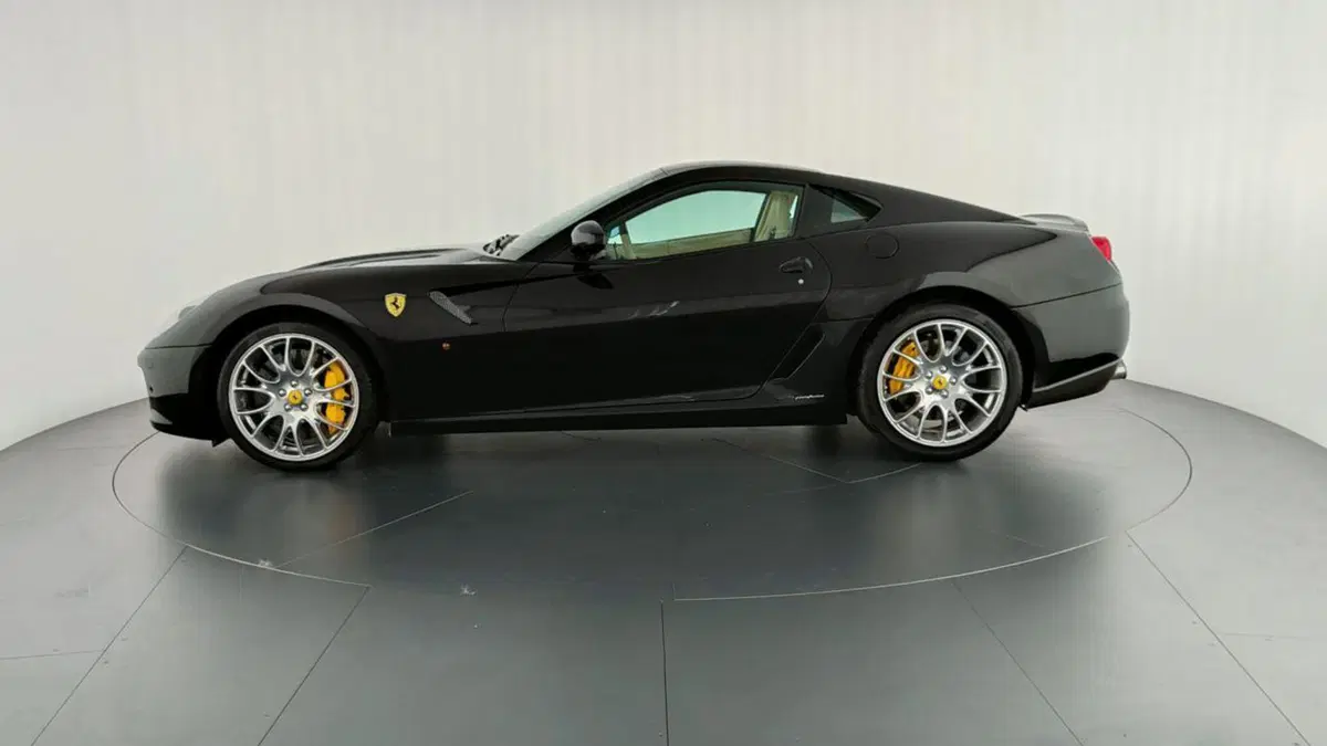 Ferrari 599 Coupé usata a Perugia (9)