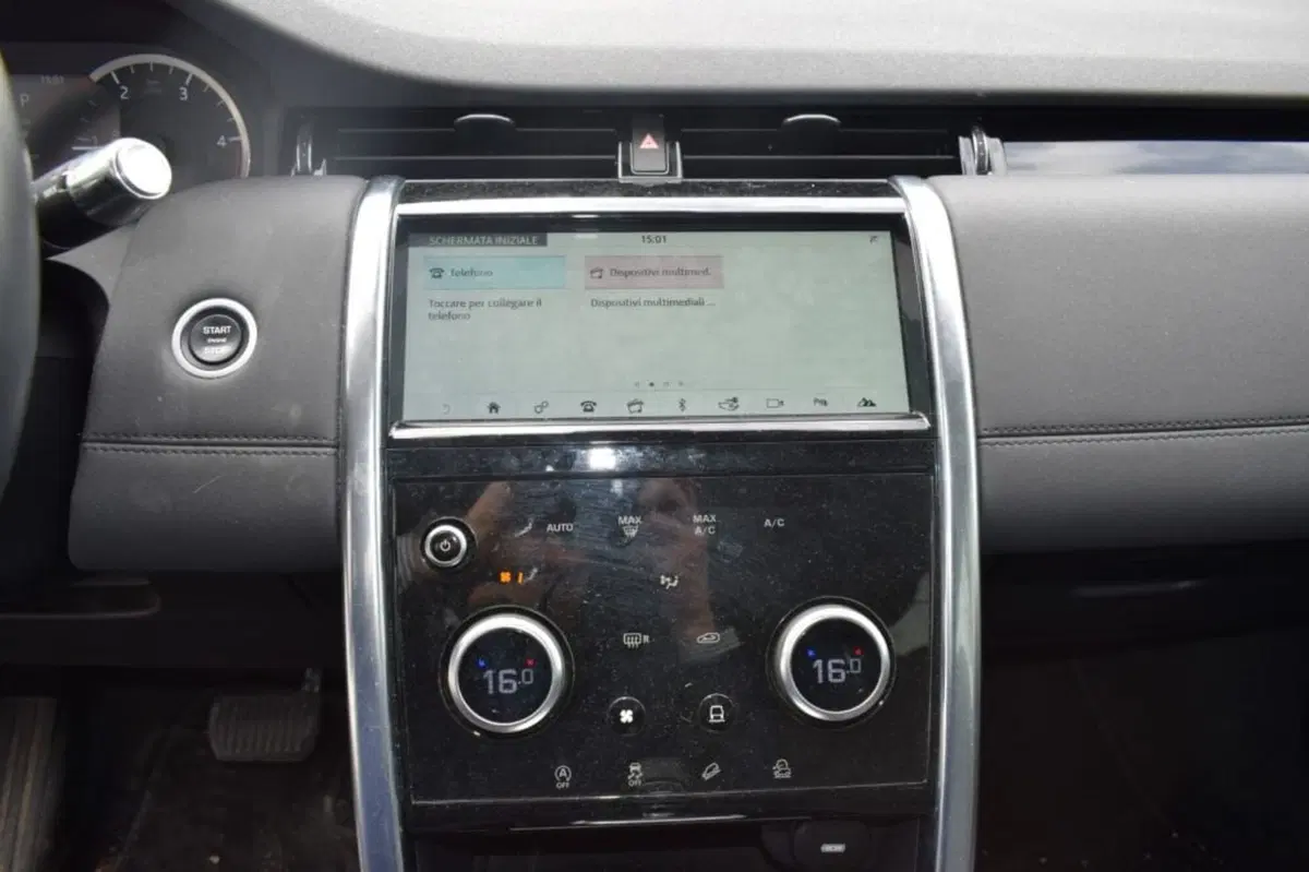 Land Rover Discovery Sport usata a Cuneo (19)