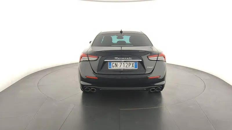 Maserati Ghibli usata a Perugia (20)