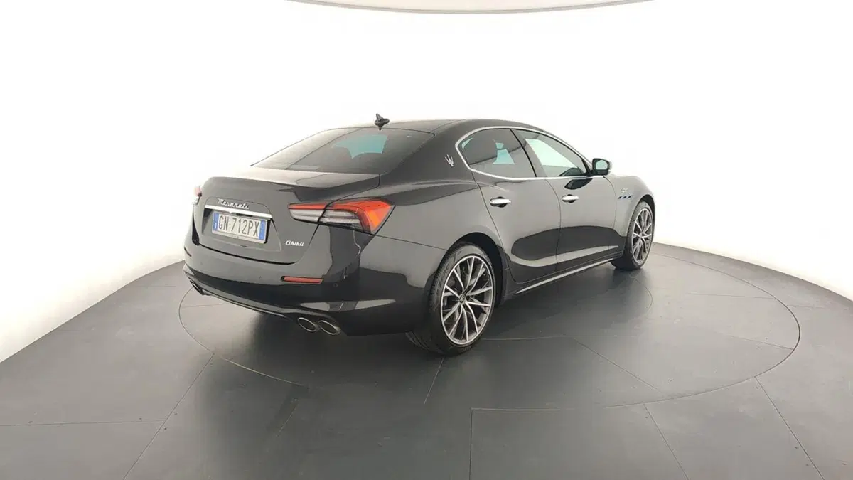Maserati Ghibli usata a Perugia (6)
