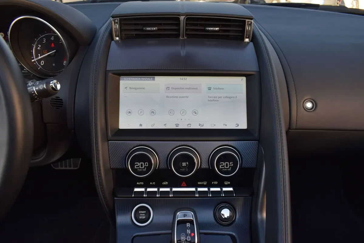 Jaguar F-Type Cabrio usata a Cuneo (13)