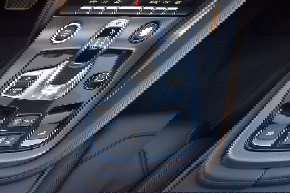 Jaguar F-Type Cabrio usata a Cuneo (14)