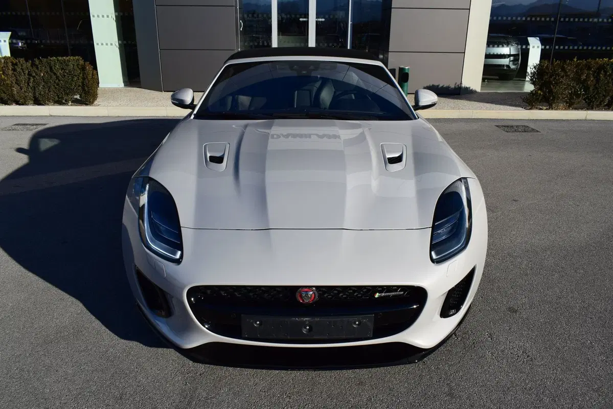 Jaguar F-Type Cabrio usata a Cuneo (2)