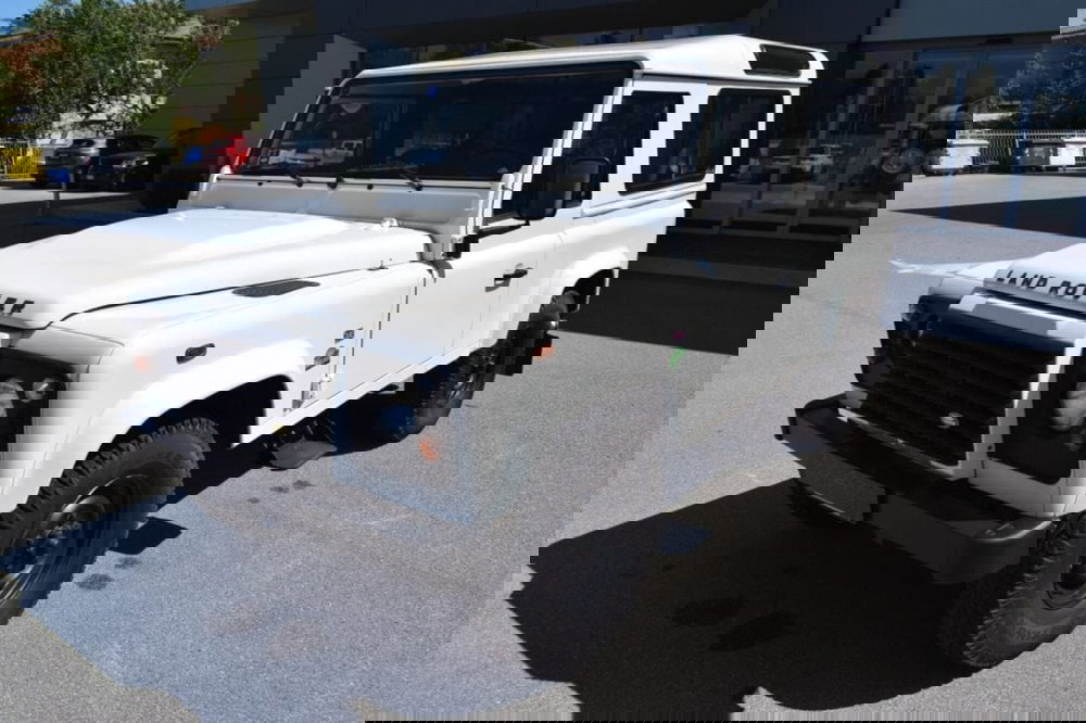 Land Rover Defender usata a Cuneo