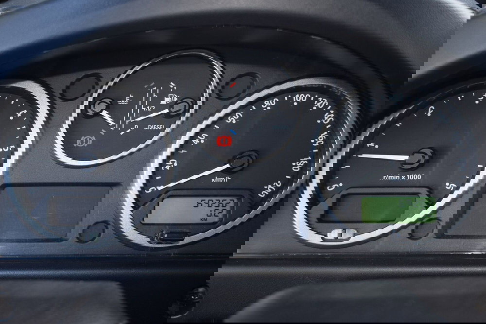 Land Rover Defender usata a Cuneo (10)