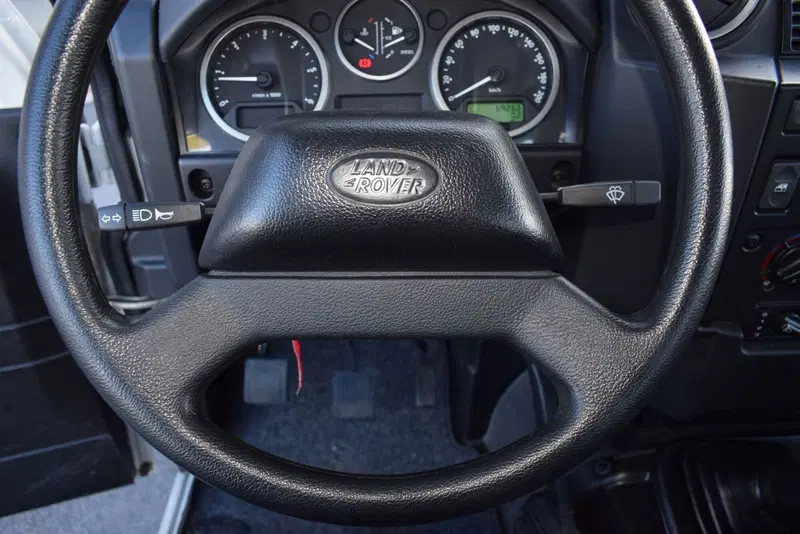 Land Rover Defender usata a Cuneo (11)