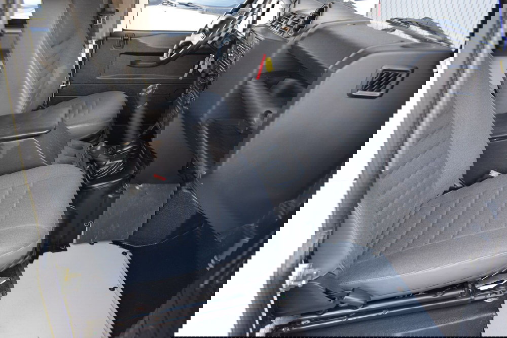 Land Rover Defender usata a Cuneo (13)