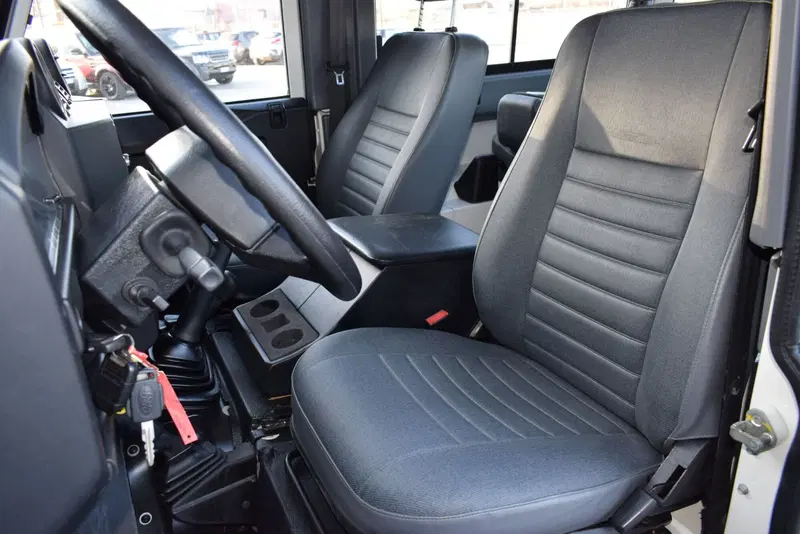 Land Rover Defender usata a Cuneo (16)