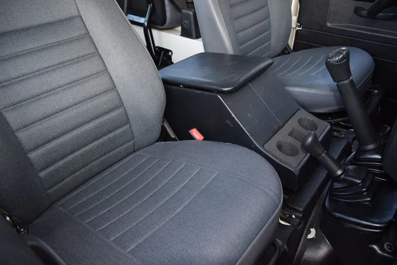 Land Rover Defender usata a Cuneo (17)
