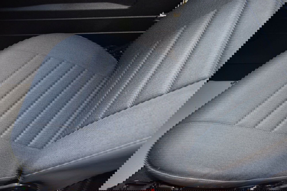 Land Rover Defender usata a Cuneo (19)