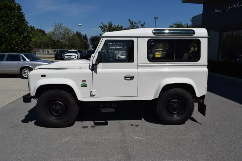 Land Rover Defender usata a Cuneo (4)