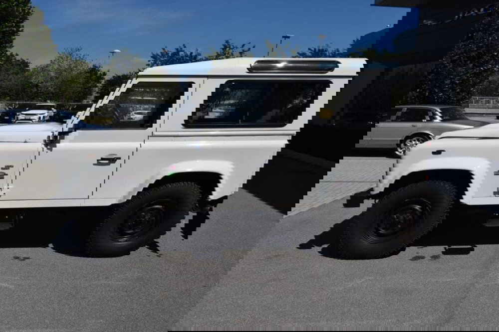 Land Rover Defender usata a Cuneo (4)