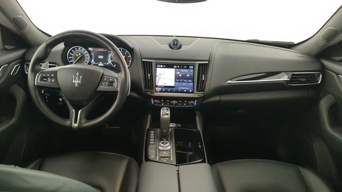 Maserati Levante usata a Perugia (14)