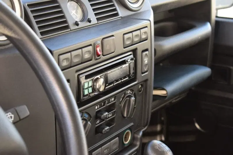 Land Rover Defender usata a Cuneo (12)