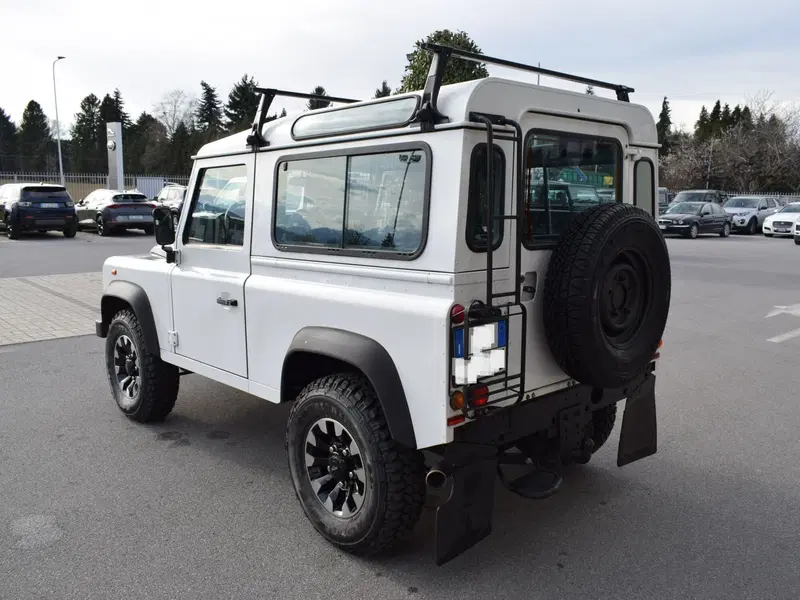 Land Rover Defender usata a Cuneo (6)