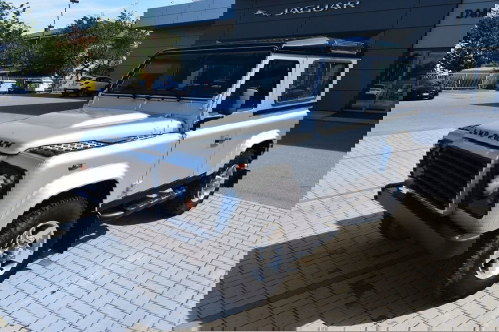 Land Rover Defender usata a Cuneo