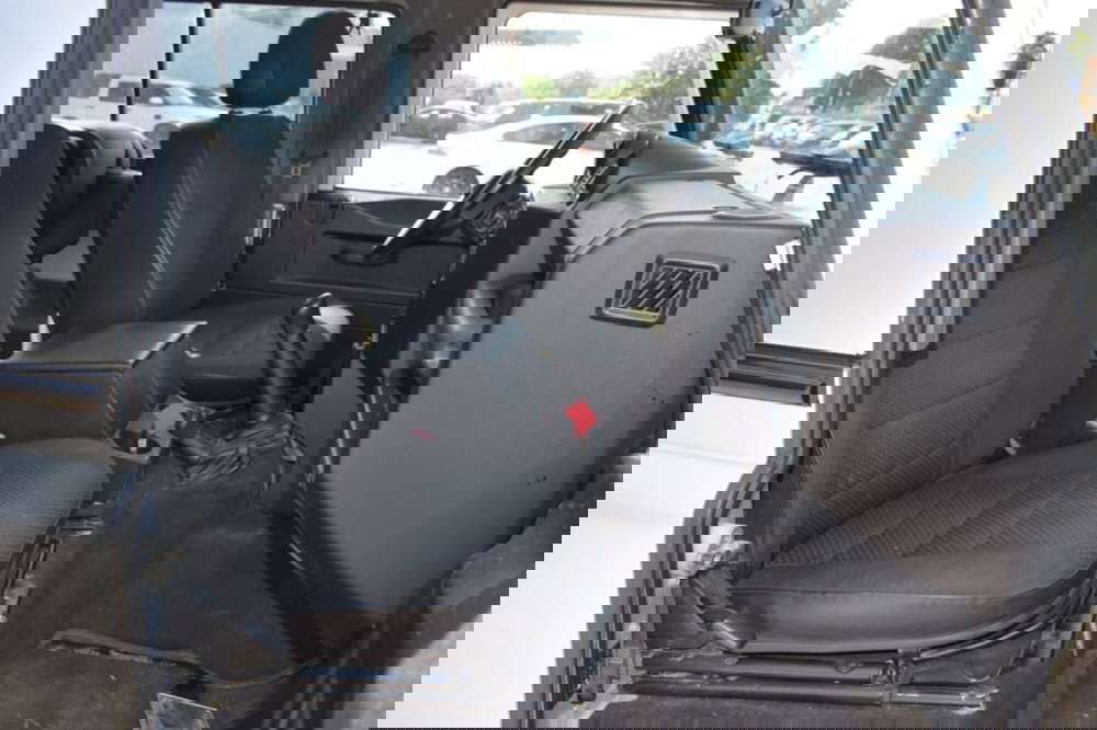 Land Rover Defender usata a Cuneo (12)