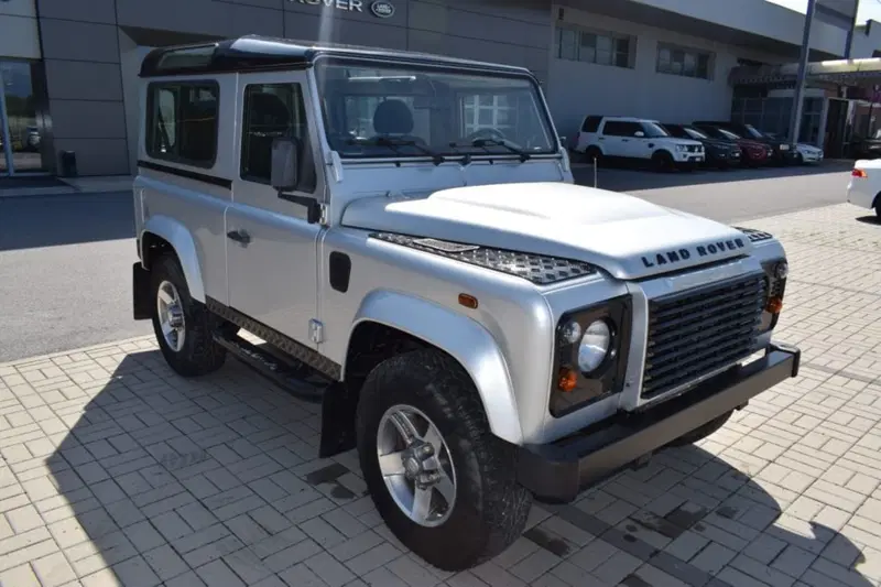 Land Rover Defender usata a Cuneo (5)