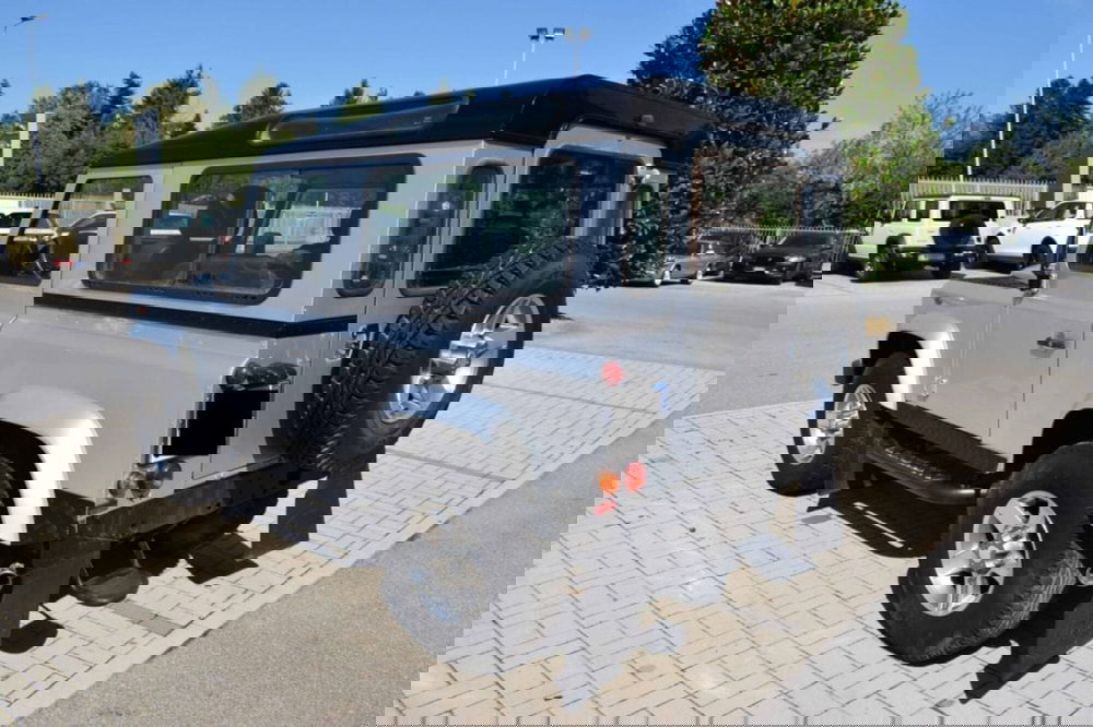 Land Rover Defender usata a Cuneo (9)