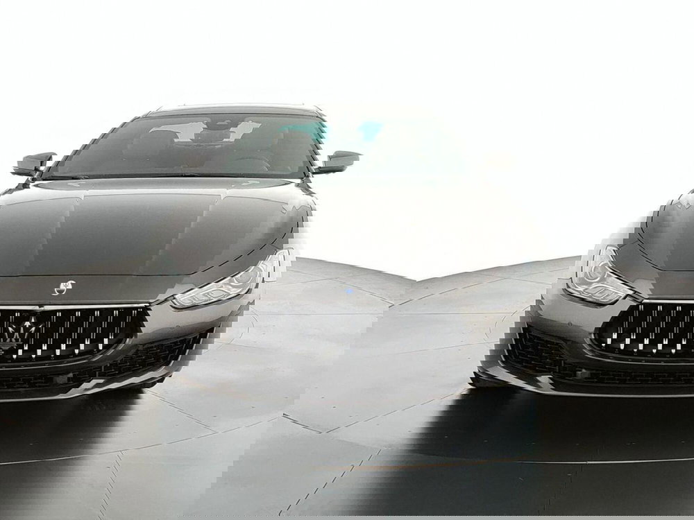 Maserati Ghibli usata a Perugia (2)