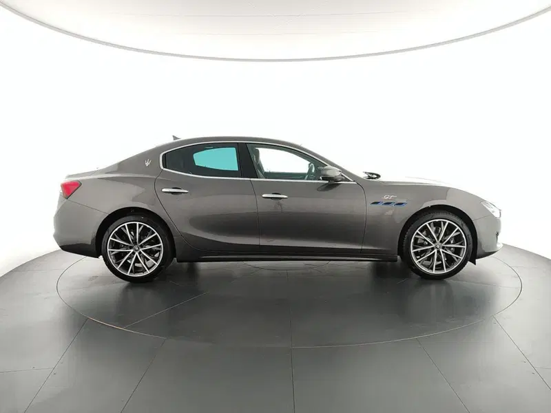 Maserati Ghibli usata a Perugia (4)