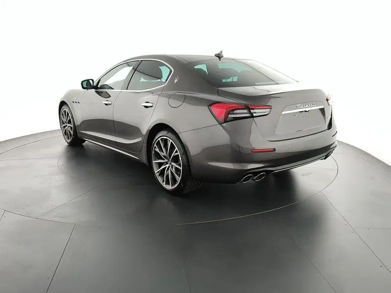 Maserati Ghibli usata a Perugia (7)