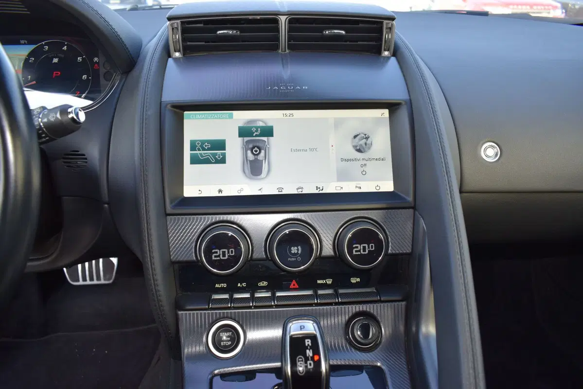 Jaguar F-Type Coupé usata a Cuneo (12)