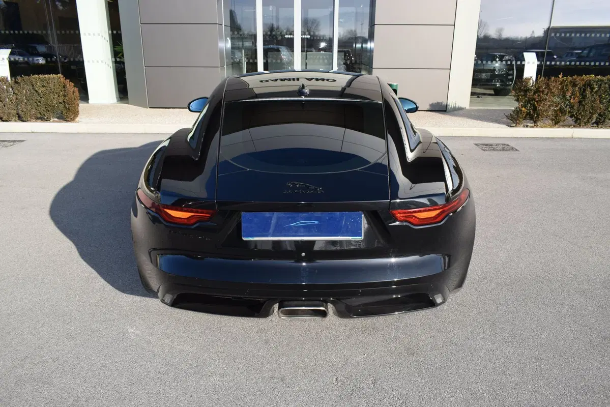 Jaguar F-Type Coupé usata a Cuneo (7)
