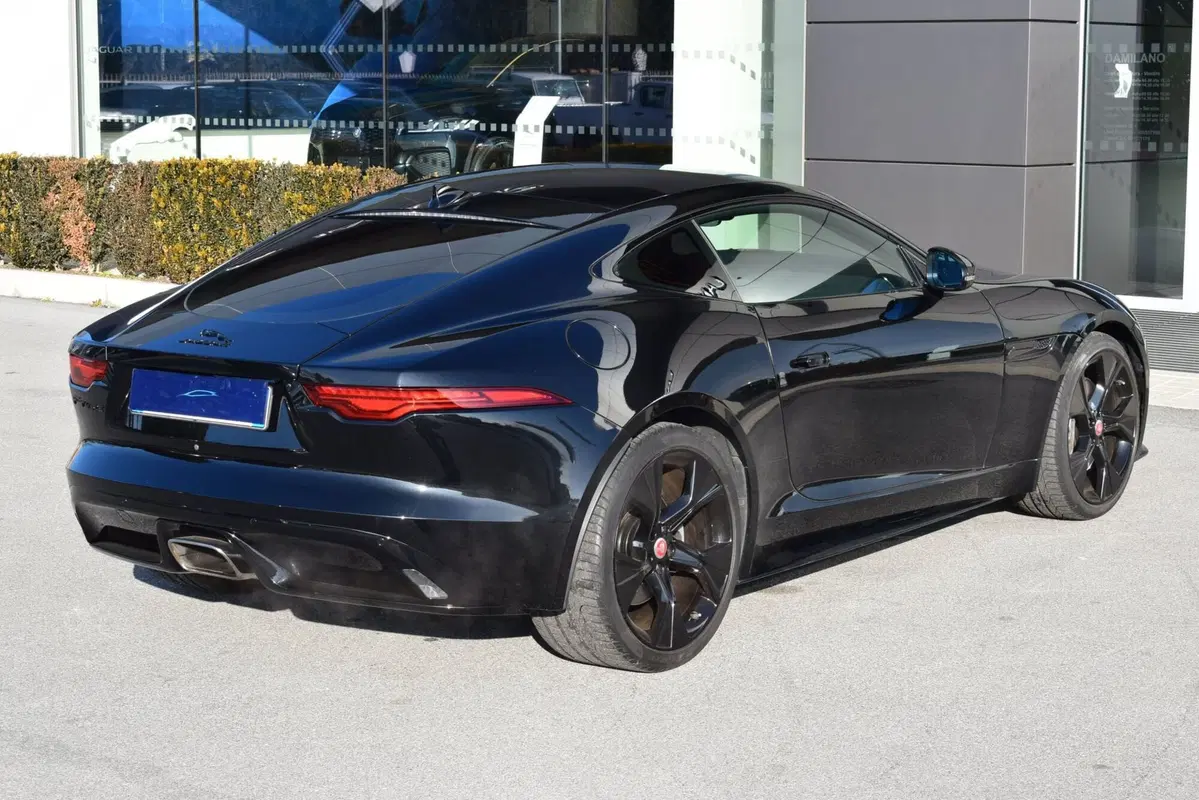 Jaguar F-Type Coupé usata a Cuneo (8)
