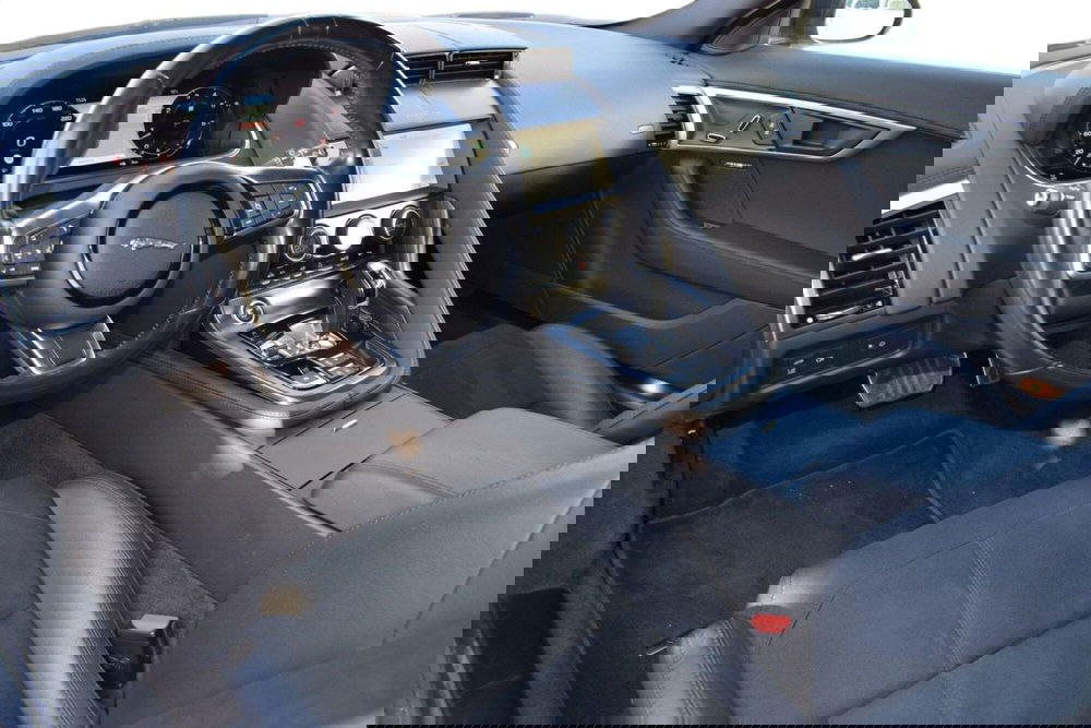 Jaguar F-Type Coupé usata a Cuneo (9)