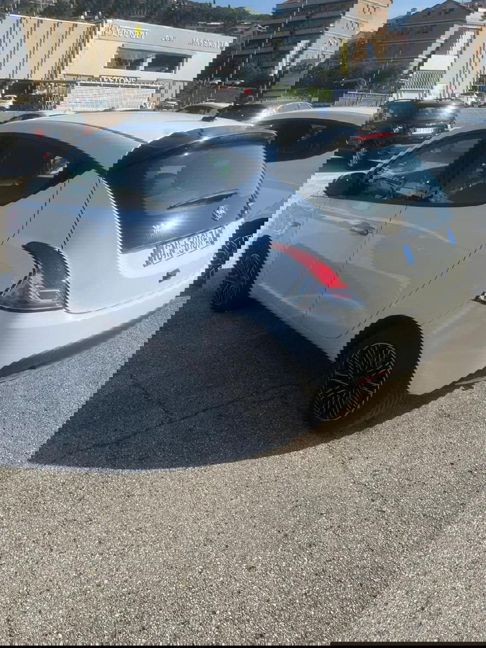 Lancia Ypsilon usata a Perugia (5)