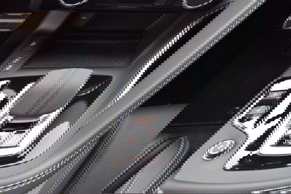 Jaguar E-Pace usata a Cuneo (17)