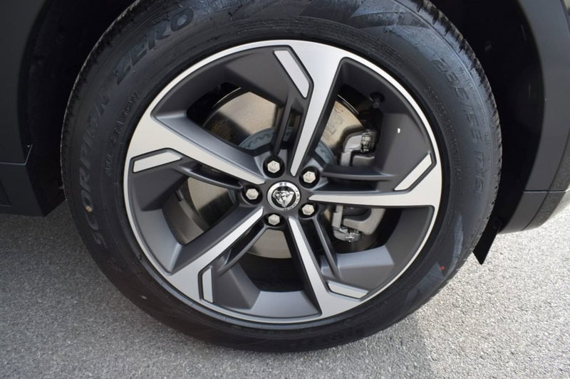 Jaguar E-Pace usata a Cuneo (19)