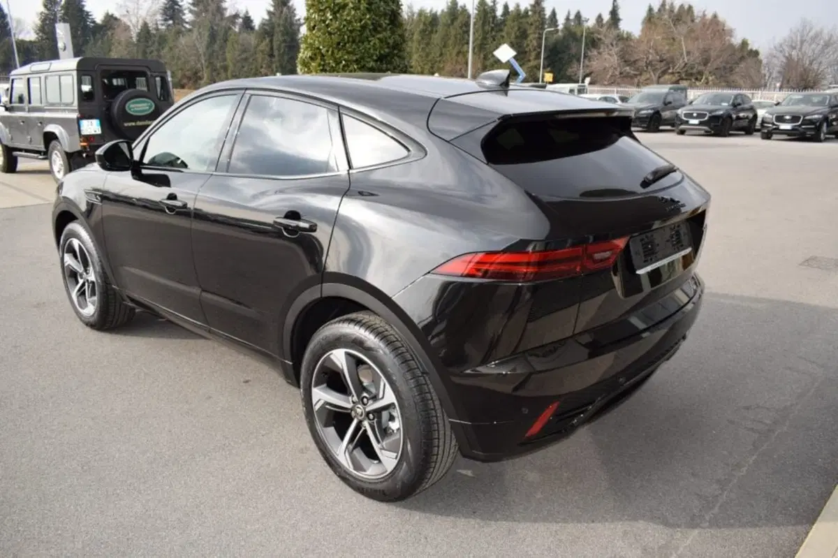 Jaguar E-Pace usata a Cuneo (8)