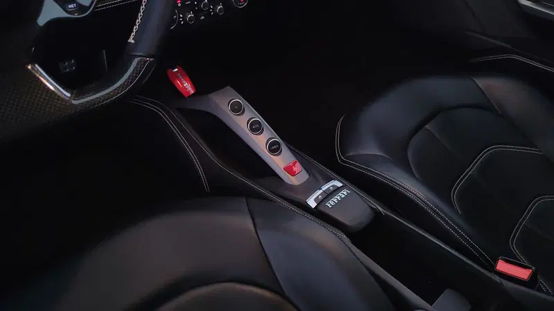 Ferrari 488 Coupé usata a Perugia (16)