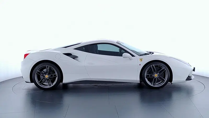 Ferrari 488 Coupé usata a Perugia (4)