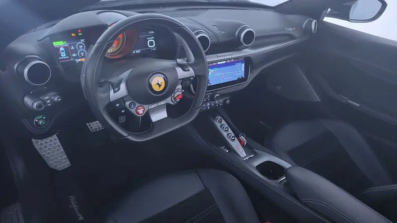 Ferrari Portofino Spider usata a Perugia (13)
