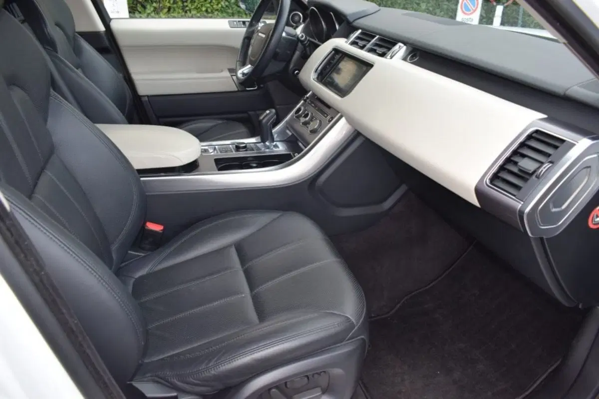 Land Rover Range Rover Sport usata a Cuneo (12)