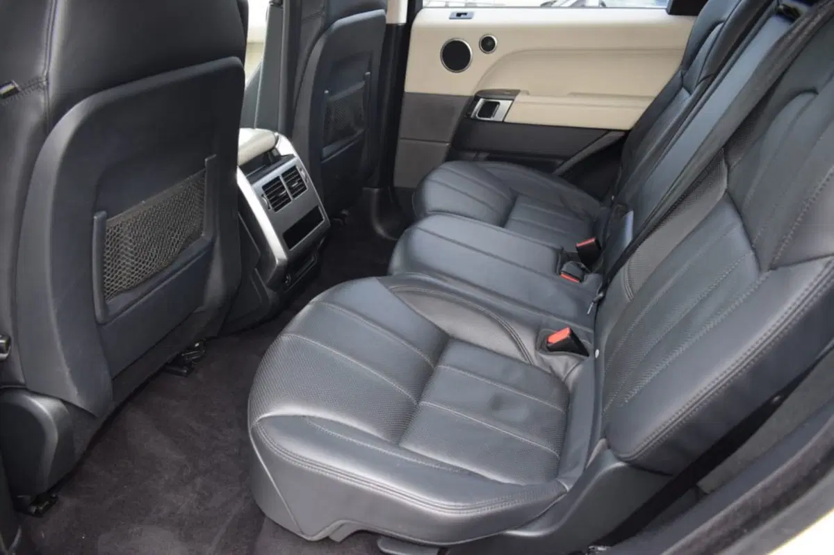 Land Rover Range Rover Sport usata a Cuneo (17)