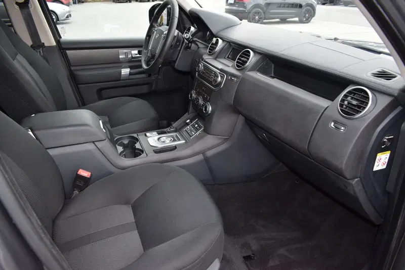 Land Rover Discovery usata a Cuneo (17)