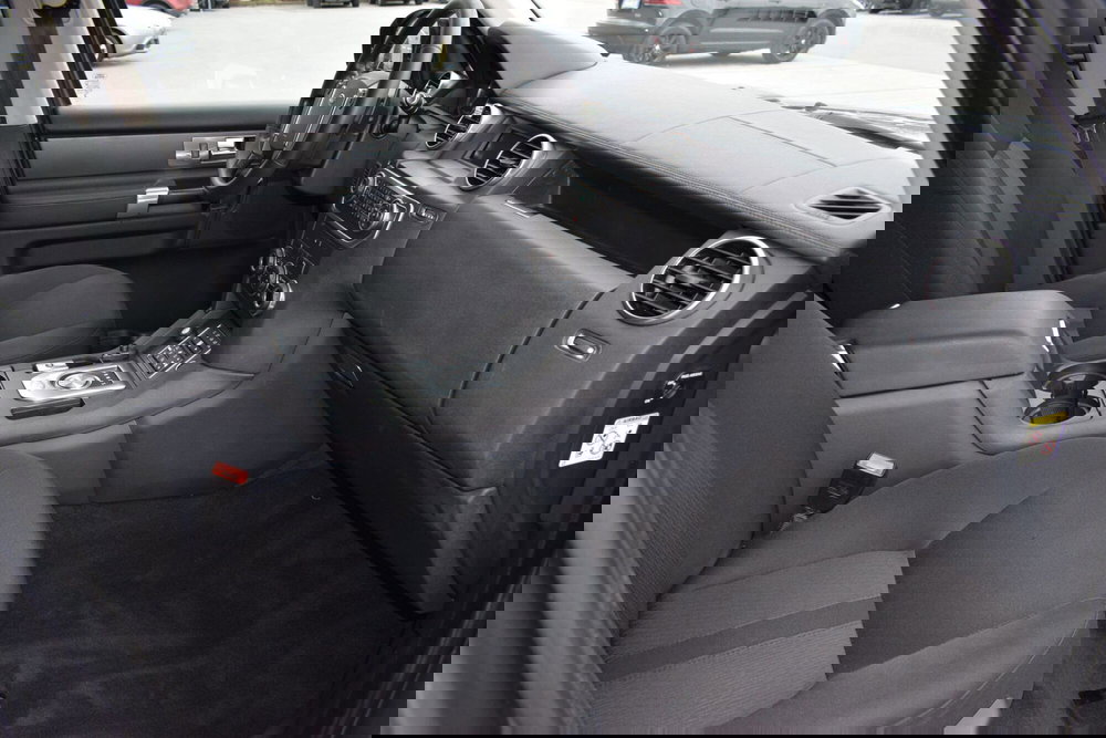 Land Rover Discovery usata a Cuneo (17)