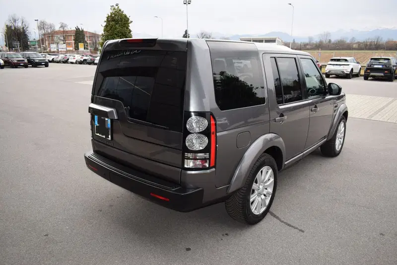 Land Rover Discovery usata a Cuneo (9)