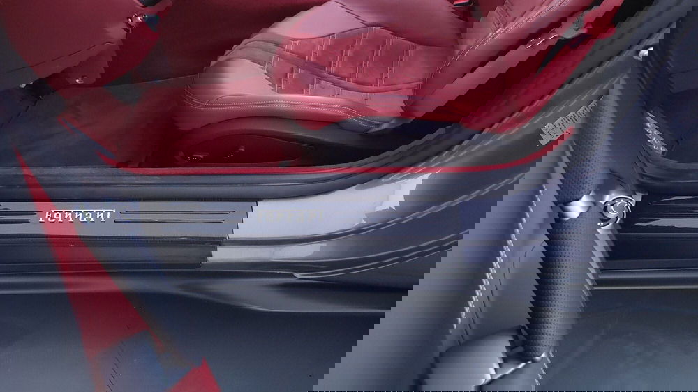 Ferrari 812 Spider usata a Perugia (12)