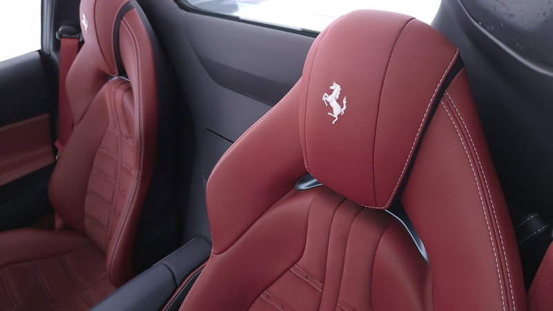 Ferrari 812 Spider usata a Perugia (14)