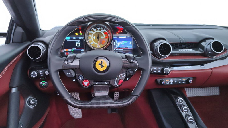 Ferrari 812 Spider usata a Perugia (16)
